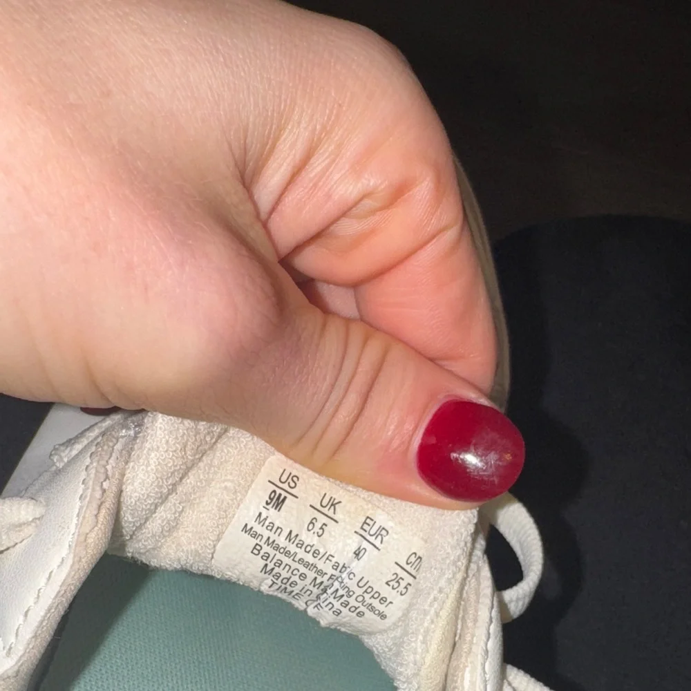Dr. Scholl's Cream Lace-Up Sneakers - Picture 5 of 5